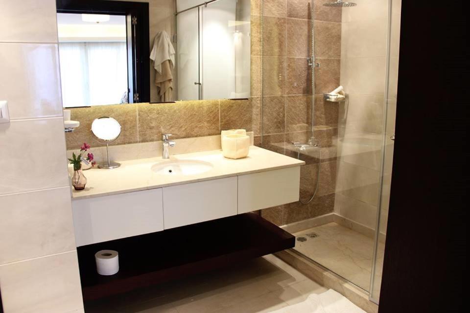 Porto Sokhna Pyramids Apartments Powered By Amer-Group Family Only Ain Sukhna Exterior photo