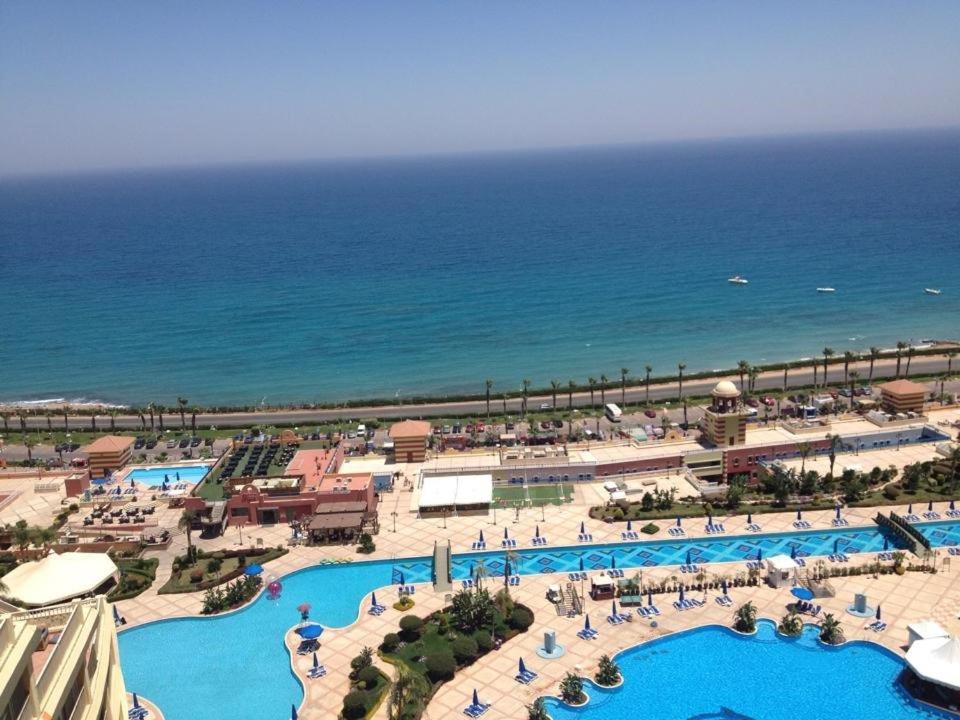Porto Sokhna Pyramids Apartments Powered By Amer-Group Family Only Ain Sukhna Exterior photo